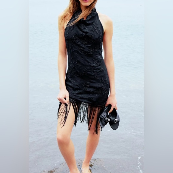 Zara halter dress with embroidery and  fringe - Picture 1 of 3